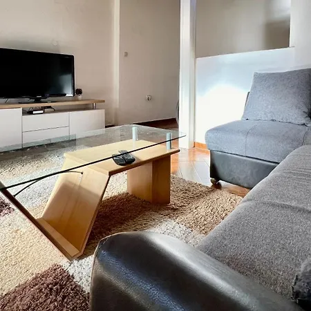 Jure Apartment